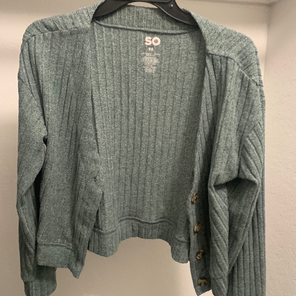 SO Ribbed Cropped Cardigan with Buttons